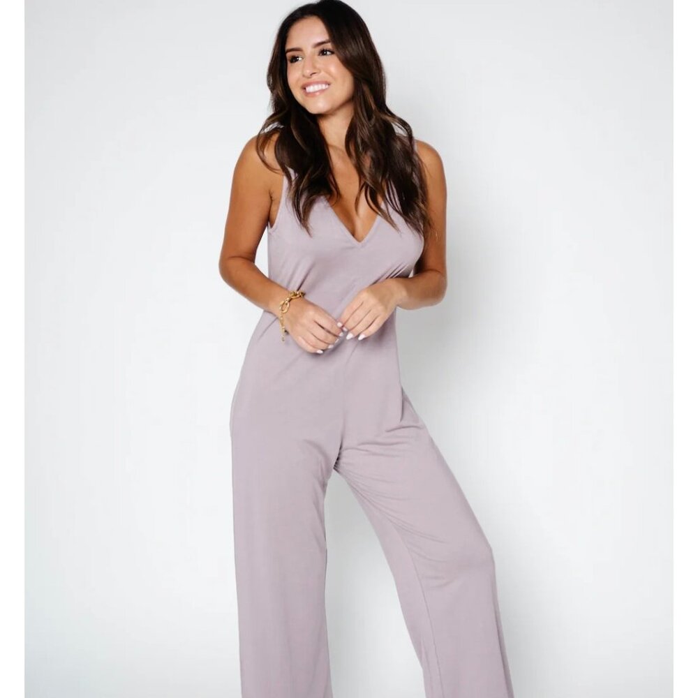 BRAND NEW NEVER WORN Monuit Patricia Jumpsuit/Romper V Neck Dazed Lavender 3XL